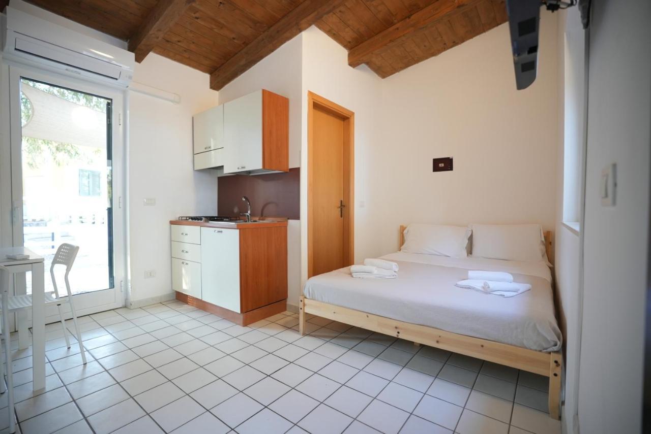 Keys Of Sicily - Bungalows Sul Mare マリーナ・ディ・モーディカ エクステリア 写真