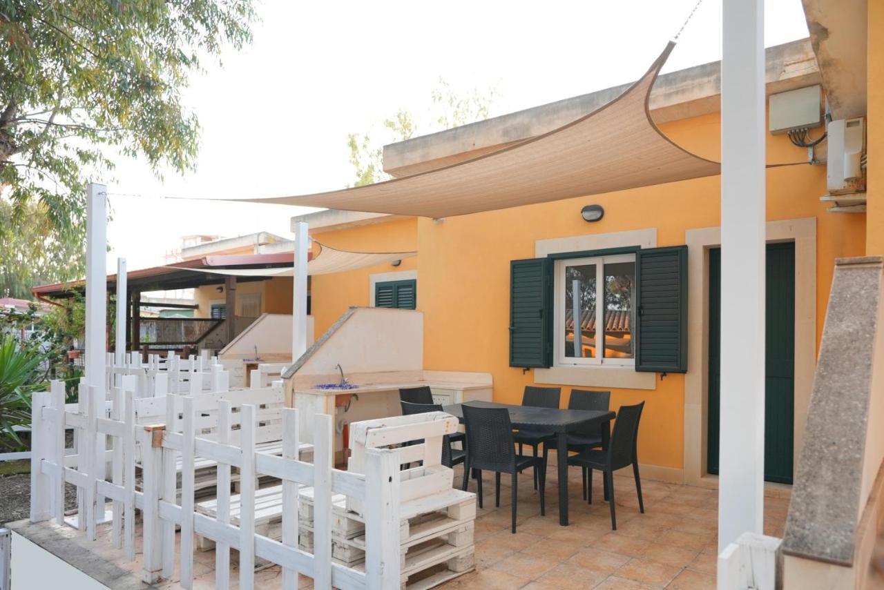Keys Of Sicily - Bungalows Sul Mare マリーナ・ディ・モーディカ エクステリア 写真